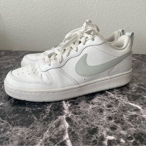 Nike Court Borough Low 2 GS Shoes White Aura Swoosh Size 7Y BQ5448-118